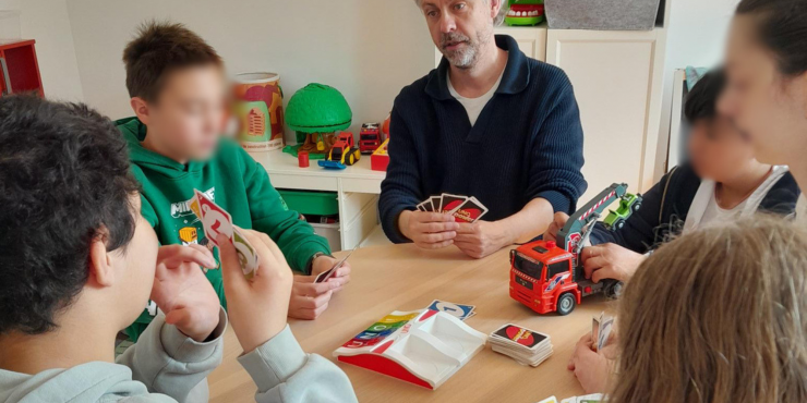 Jeux de sociétés et chasse aux oeufs pour la fête de Pâques à la MAF !